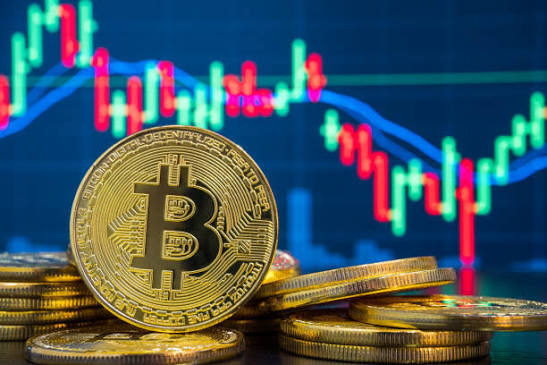 Finlogixx.com Users Monitor and Respond to Key Developments in the Cryptocurrency Market